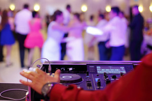 DJ dans une fête